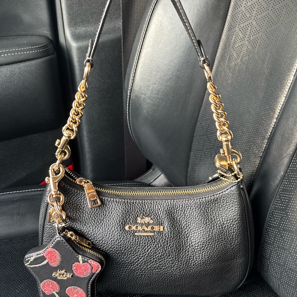 Coach Cherry Charm Star shape - Picture 6 of 7